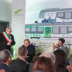 FAL PER MATERA, SOTTOSEGRETARIO DELL’ORCO INAUGURA NUOVO TRENO STADLER E TERMINAL PARCHEGGIO SERRA RIFUSA