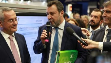 03_10_23_milano presentazione treno batteria salvini colamussi mezza almiento13