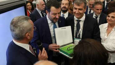 03_10_23_milano presentazione treno batteria salvini colamussi mezza almiento2