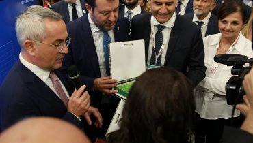 03_10_23_milano presentazione treno batteria salvini colamussi mezza almiento3