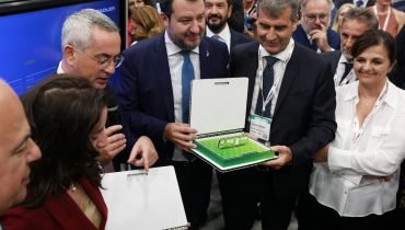 03_10_23_milano presentazione treno batteria salvini colamussi mezza almiento4