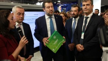 03_10_23_milano presentazione treno batteria salvini colamussi mezza almiento8